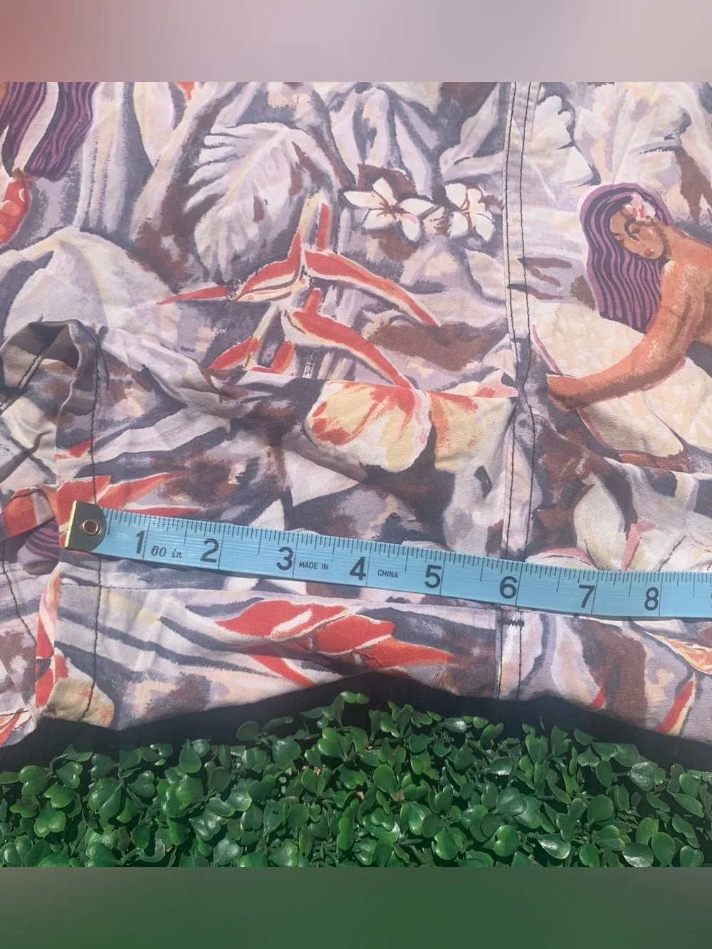 Vintage SPEEDO Hawaiian Polynesian woman tropical floral print swim trunks